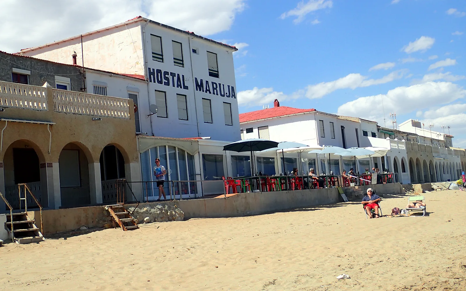 Hostal Maruja by the beach